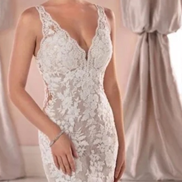 NEW WITH TAGS STELLA YORK BRIDAL 6933 - Size 18 - Picture 4 of 13